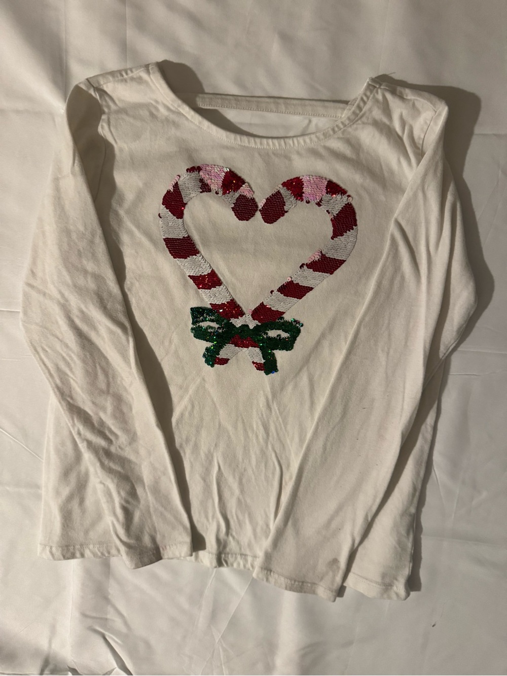 Place White Long-Sleeve Top with Red Sequin Candy-Stripe Heart
